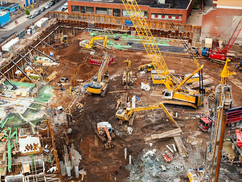 construction-site-with-machinery-in-new-york-2023-11-27-05-32-48-utc